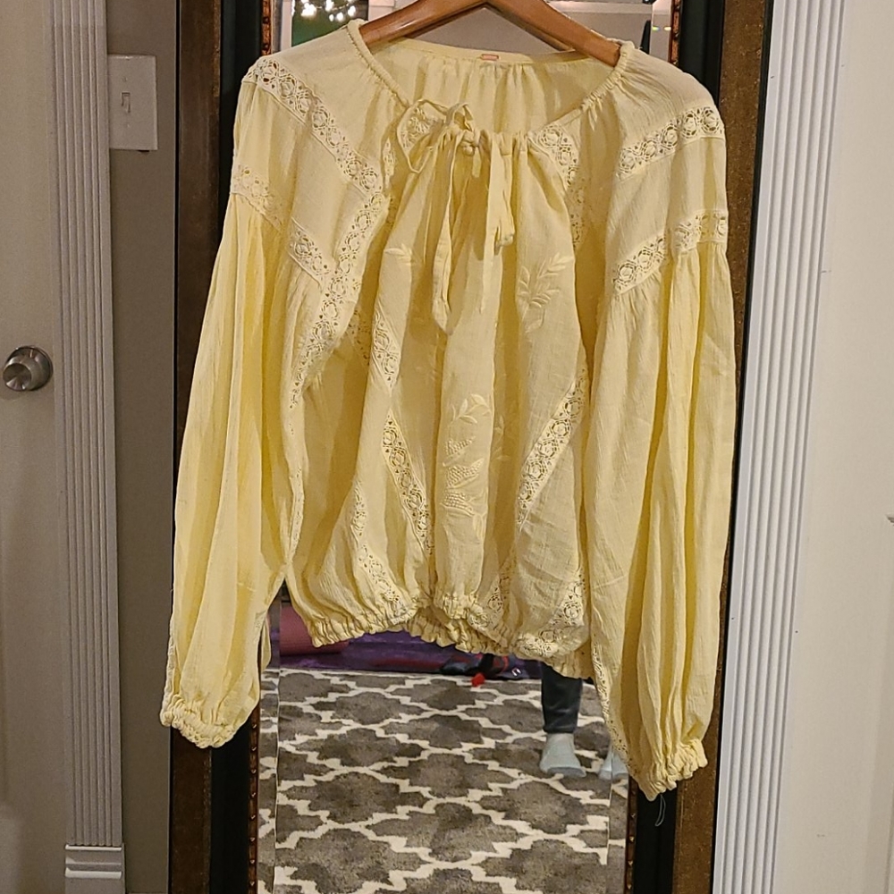 Peasant top